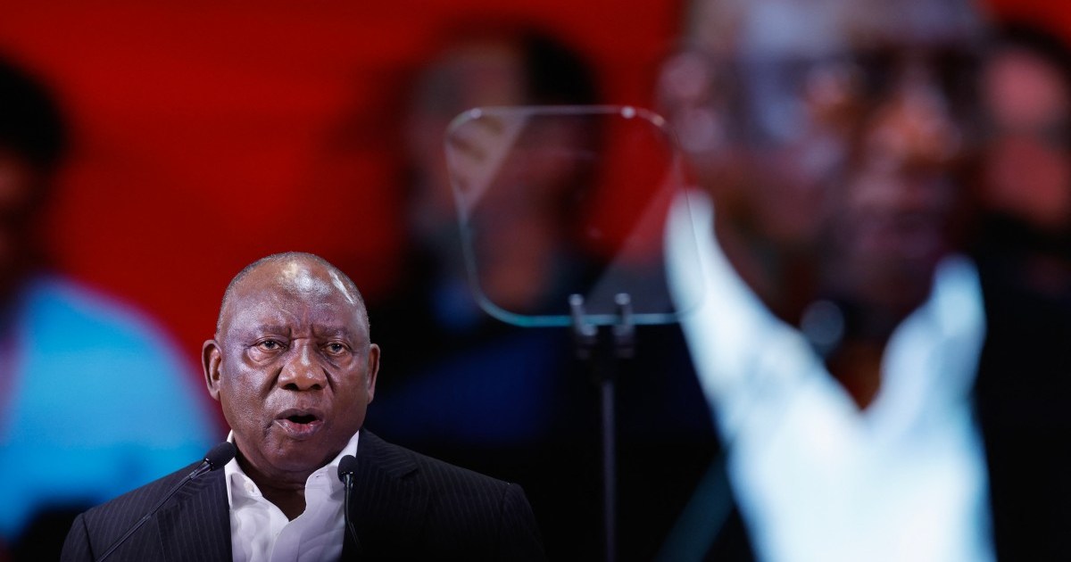 Bisakah Ramaphosa dari Afrika Selatan dimakzulkan karena skandal 'cash-in-sofa'?