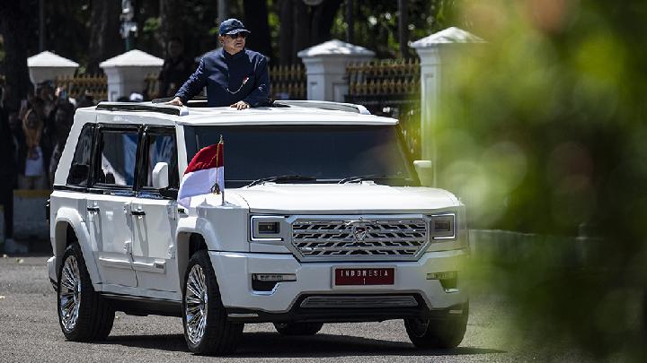 Kala Prabowo Minta Pindad Desain Khusus Mobil Dinasnya