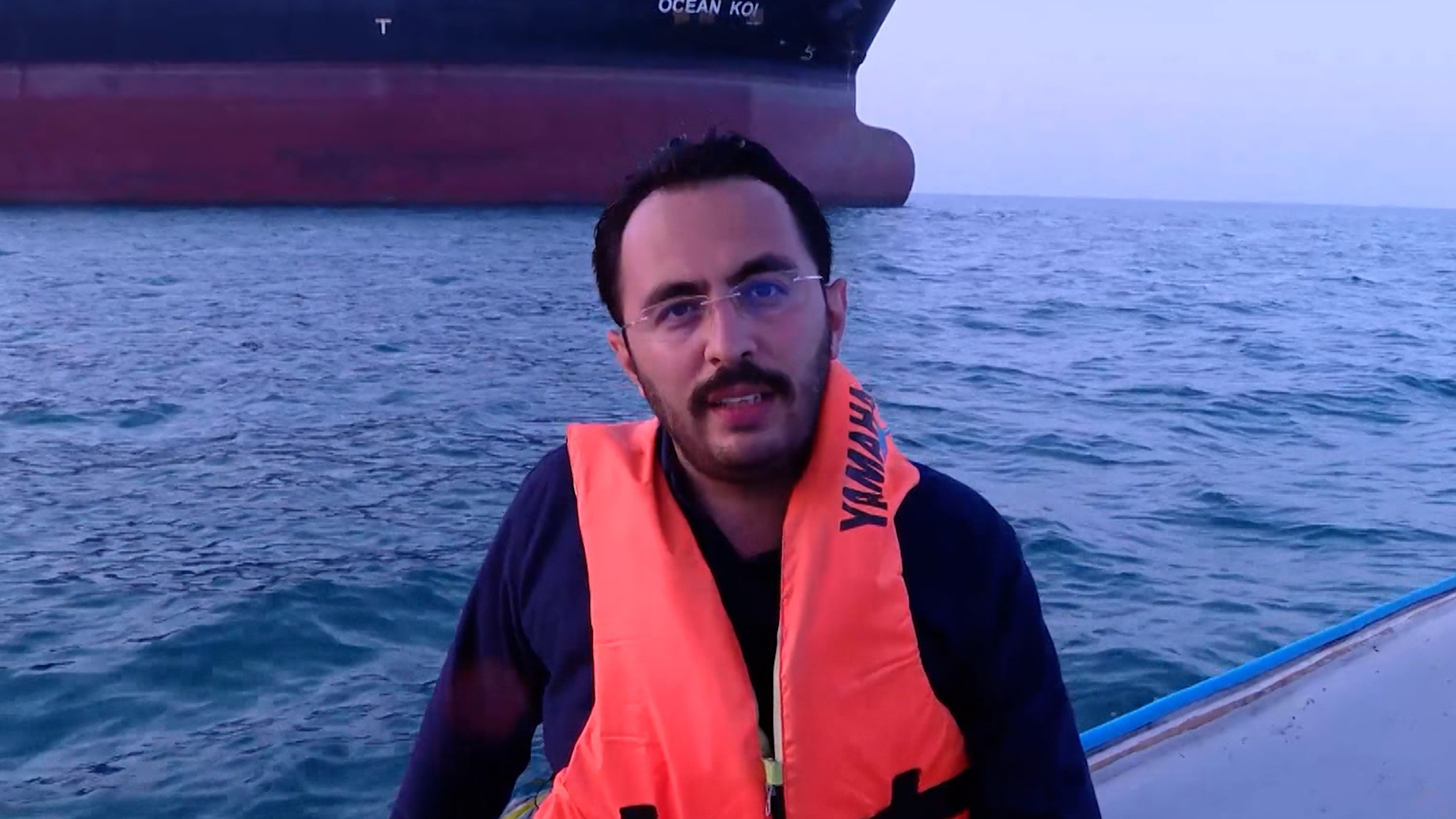 Al Jazeera melaporkan dari Selat Hormuz tentang rencana Iran untuk mengelola pelayaran