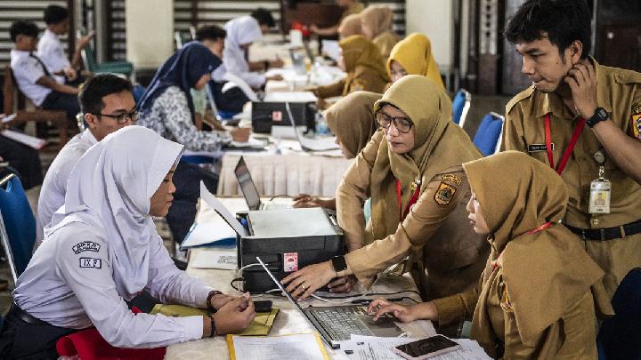 Guru di Wilayah 3T Hadapi Beragam Tantangan SPMB