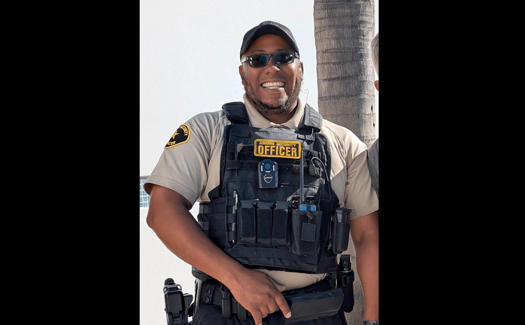 Penghormatan mengalir untuk penjaga 'pahlawan' yang tewas dalam penembakan masjid di San Diego