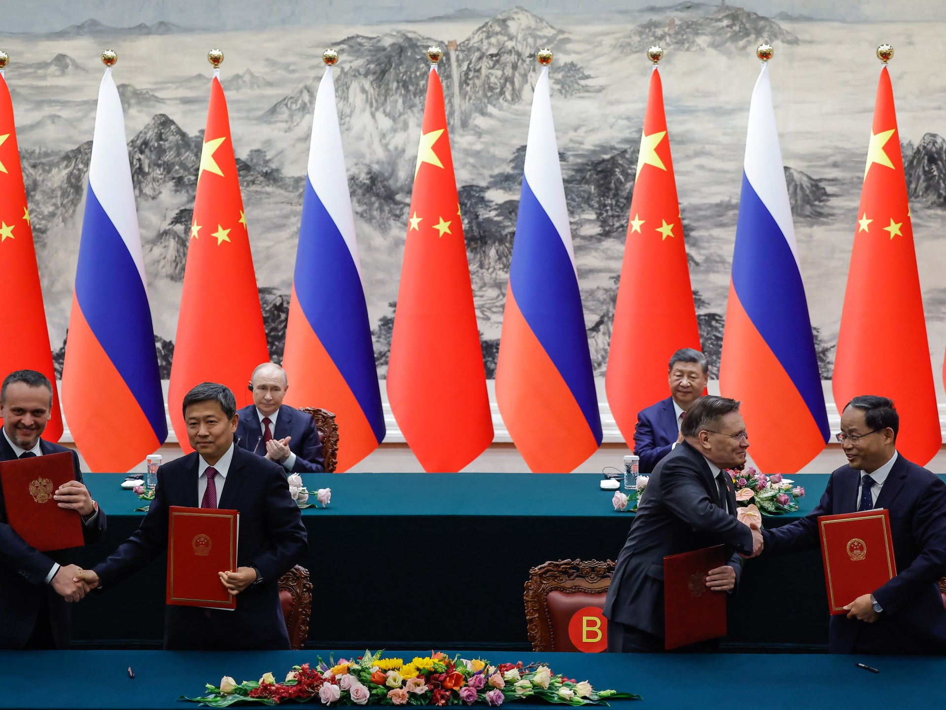'Dunia multipolar': Apa yang diumumkan Xi dan Putin setelah KTT Beijing