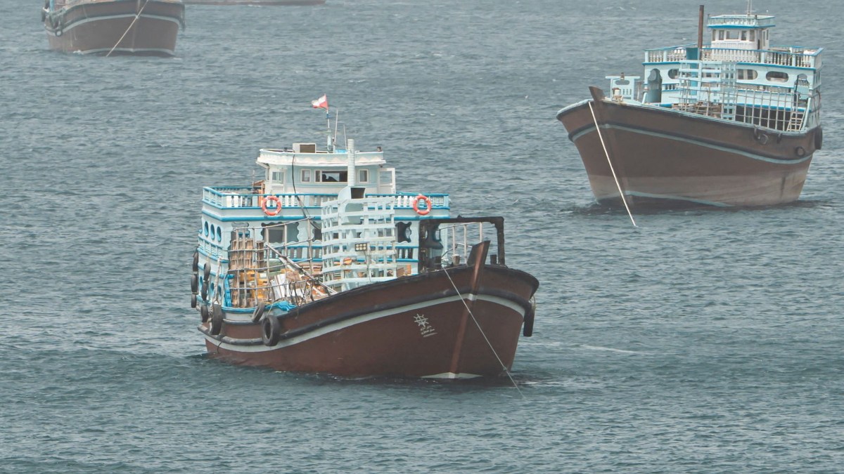 Iran bermaksud mengoordinasikan keluarnya 26 kapal dari Hormuz dalam 24 jam