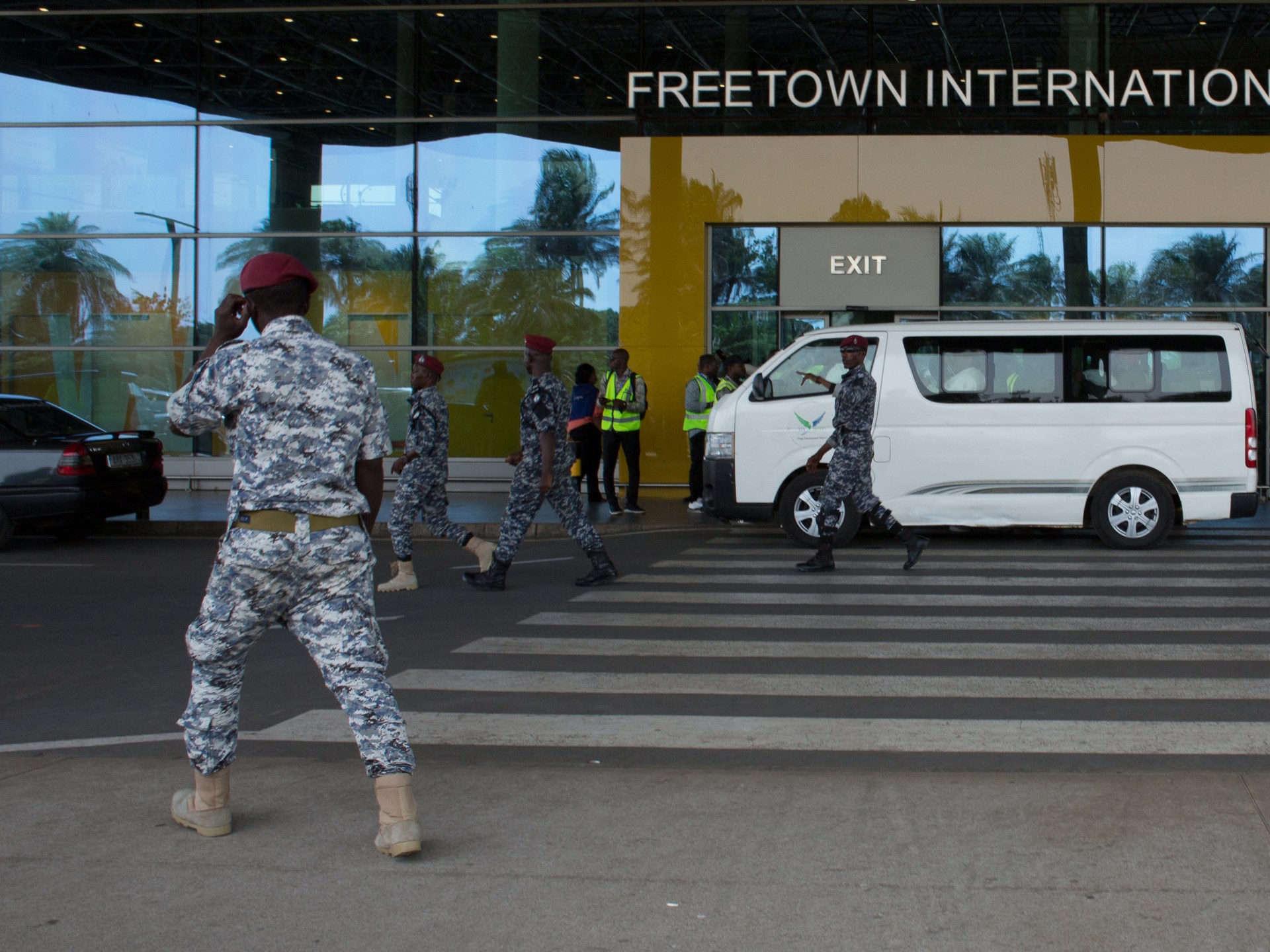 Sierra Leone menerima rombongan pertama orang Afrika Barat yang dideportasi dari AS