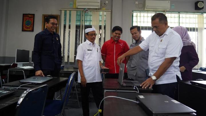 Kontroversi Sekolah Maung Gagasan Dedi Mulyadi