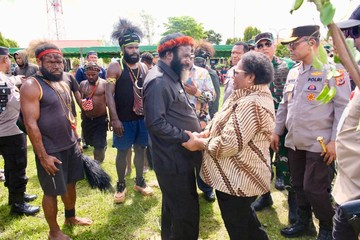 Wamendagri Turun Langsung Kawal Perdamaian Konflik Suku di Wamena