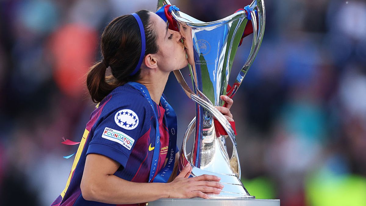 Barcelona mengalahkan Lyon 4-0 untuk memenangkan Liga Champions Wanita