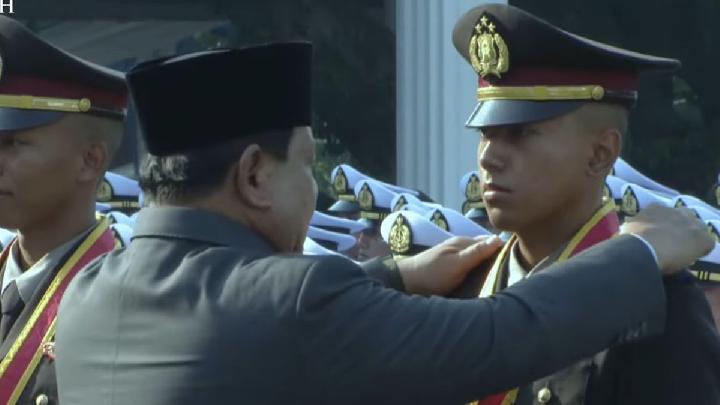 Prabowo Beri Taklimat ke Perwira Siswa TNI dan Polri