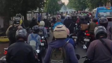 Cerita Tak Biasa Pemotor Terobos Tawuran di Jaktim saat Awal Pekan