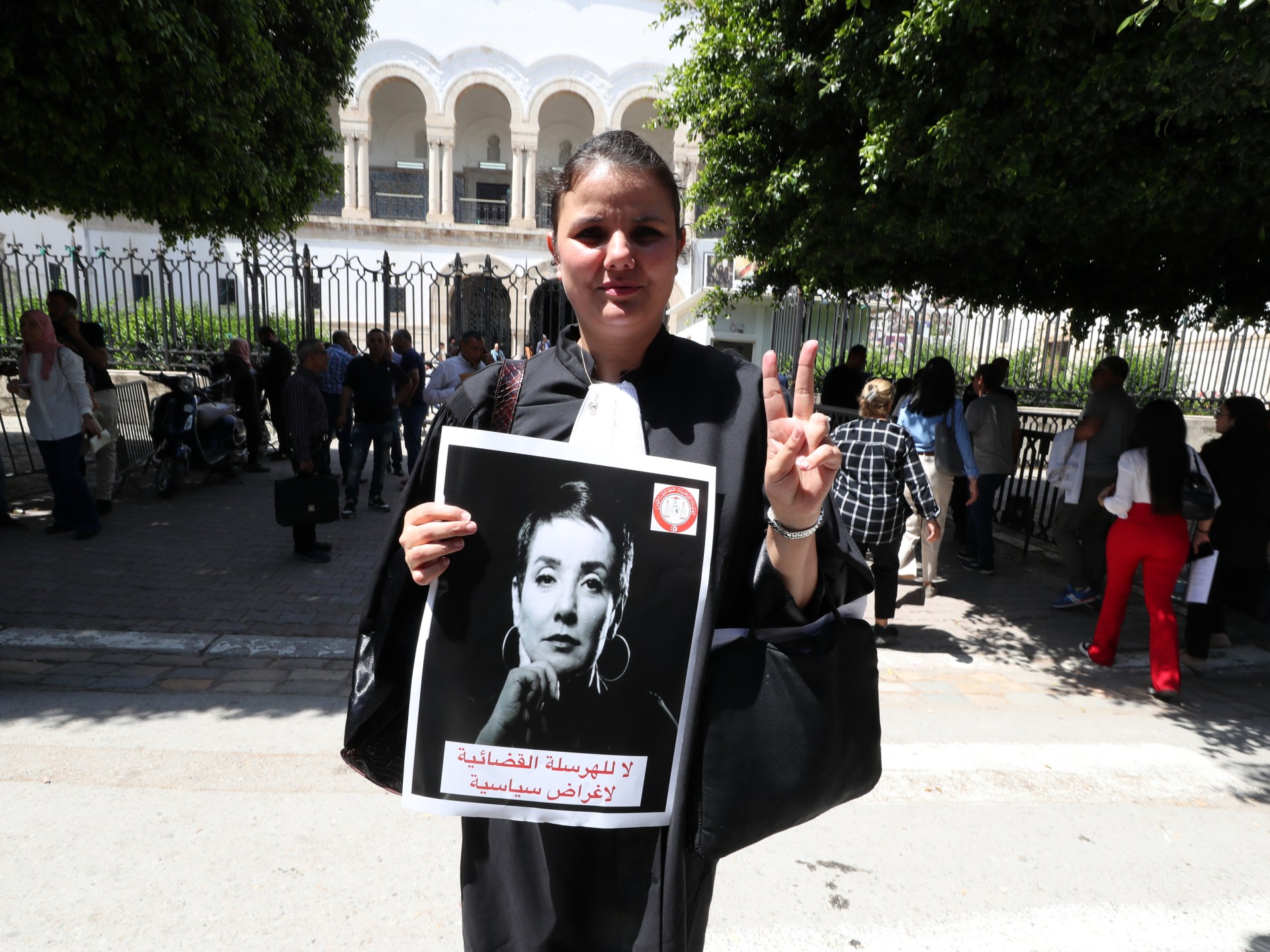 Pengadilan Tunisia menjatuhkan hukuman penjara baru kepada presiden Sonia Dahmani