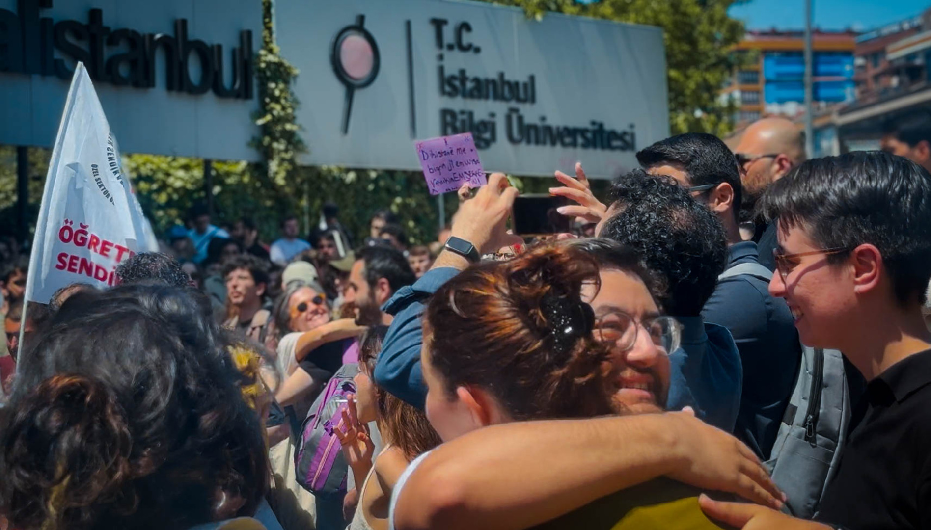 universitas-bilgi-istanbul-dibuka-kembali-setelah-tindakan-keras-polisi