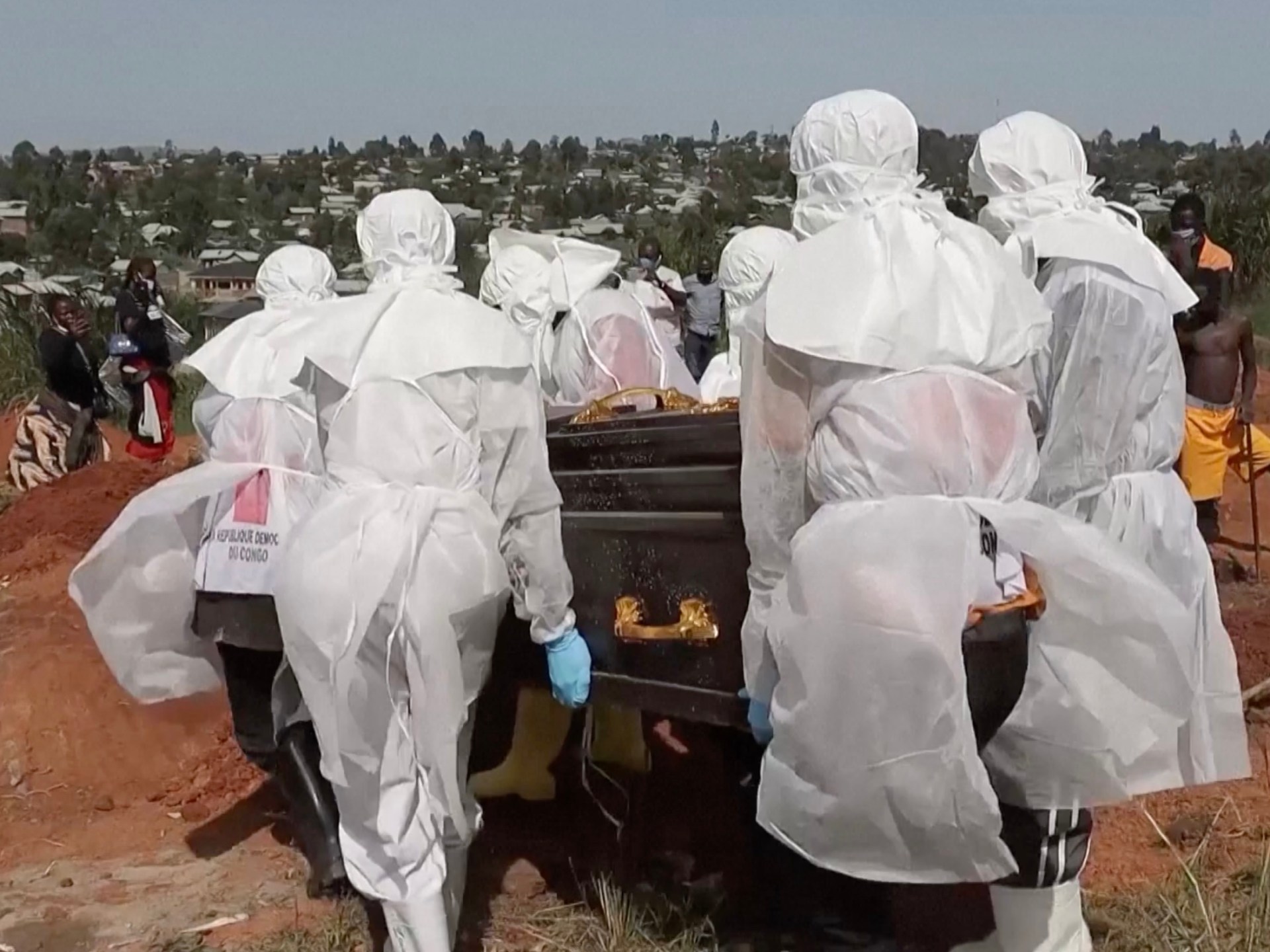 Dokter dimakamkan setelah dia meninggal saat merawat pasien Ebola di Kongo