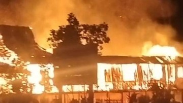 Gereja Katolik di Mimika Terbakar, Api Diduga dari Lilin yang Lupa Dipadamkan