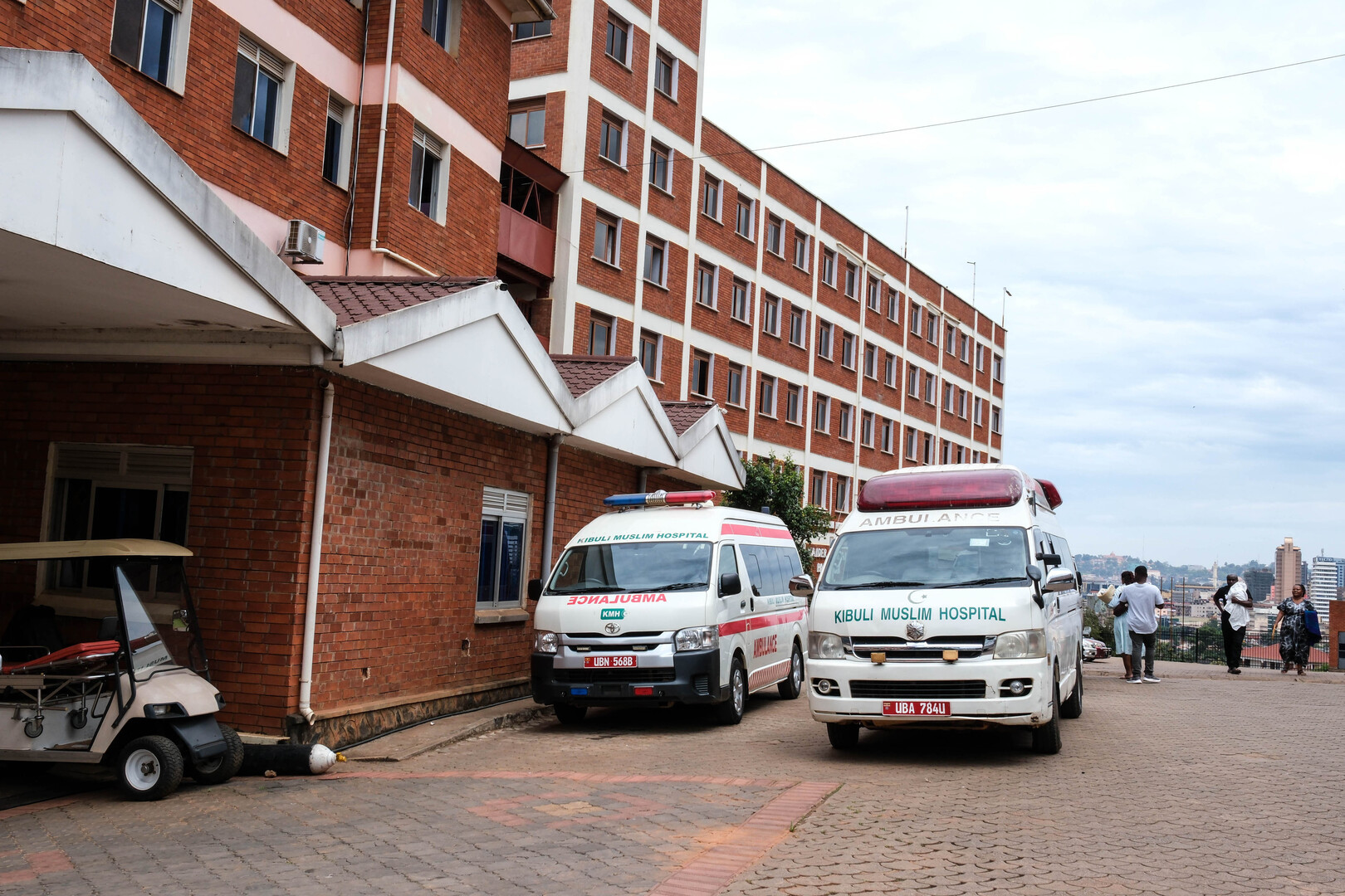 Uganda menutup perbatasan dengan Kongo dalam upaya membendung wabah Ebola