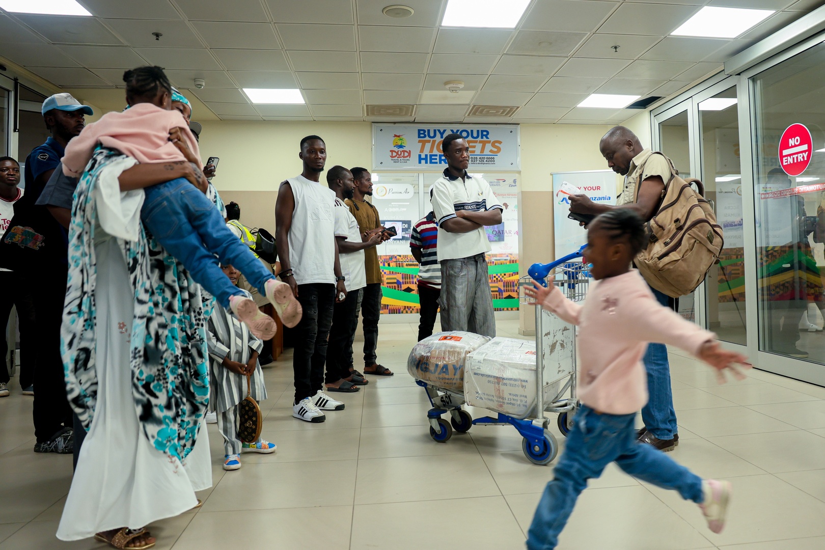 Ghana menyambut baik warga yang dievakuasi dari Afrika Selatan