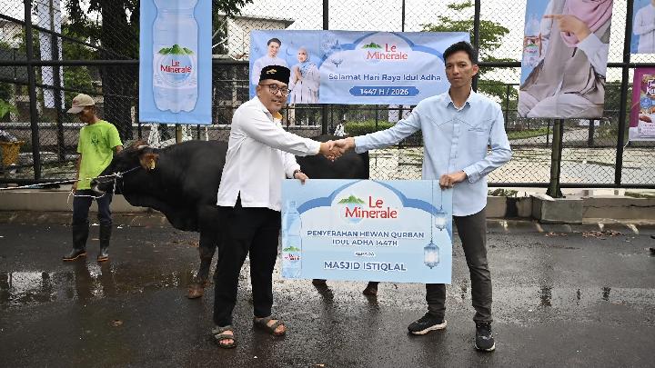 Le Minerale Salurkan Hewan Kurban untuk Masjid Istiqlal di Idul Adha 2026