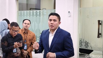 seskab-bicara-capaian-haji-pemulangan-wni:-hasil-konkret-diplomasi-prabowo