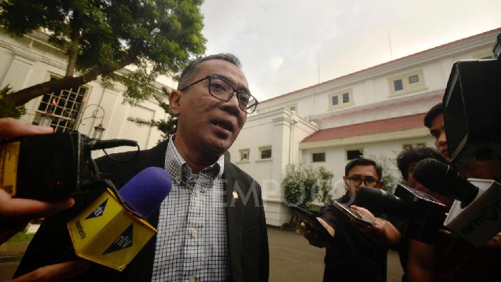 Mendikti Bentuk Tim Usut Dugaan Pemalsuan Riset demi Travel Grant