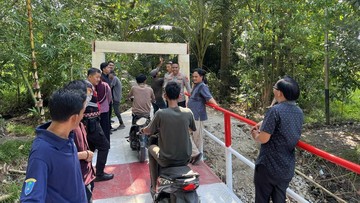 Kapolres OKI Resmikan Jembatan Merah Putih Penghubung Akses Vital Warga Sumsel