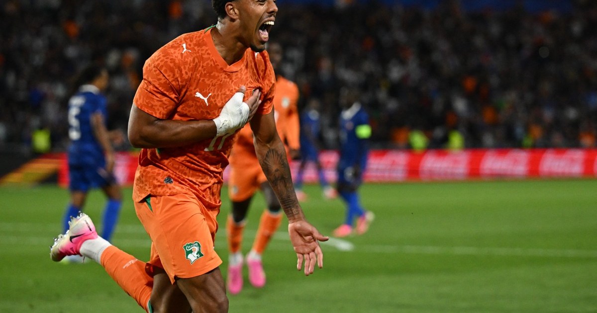 Pantai Gading mengalahkan Prancis dalam peringatan Piala Dunia sebagai salah satu favorit