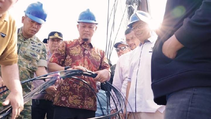 wali-kota-pekanbaru-tertibkan-kabel-fiber-optik-karena-ancam-keselamatan-masyarakat