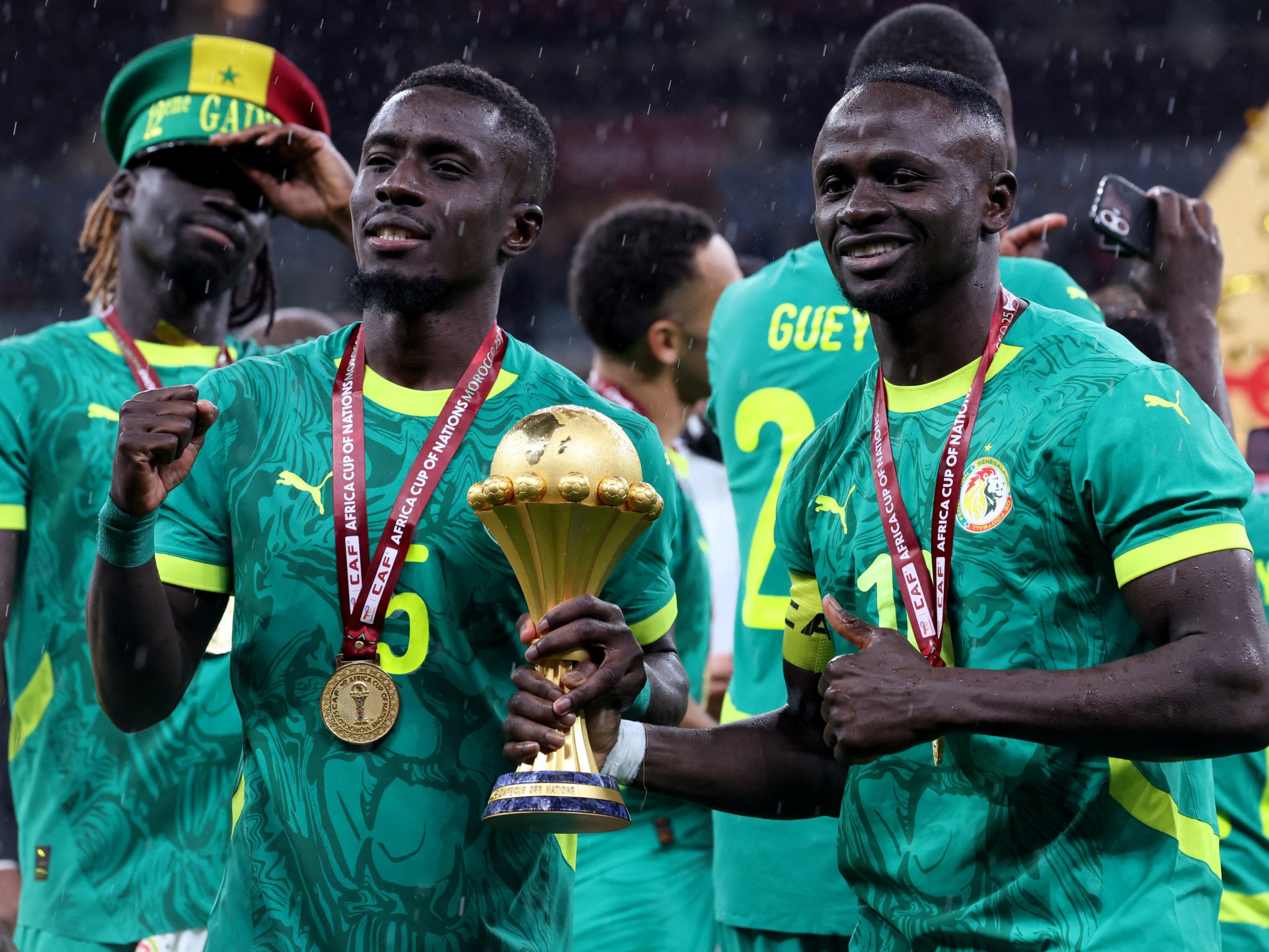 Bisakah Afrika Sub-Sahara mengalahkan tetangganya yang berisik dari utara di Piala Dunia?
