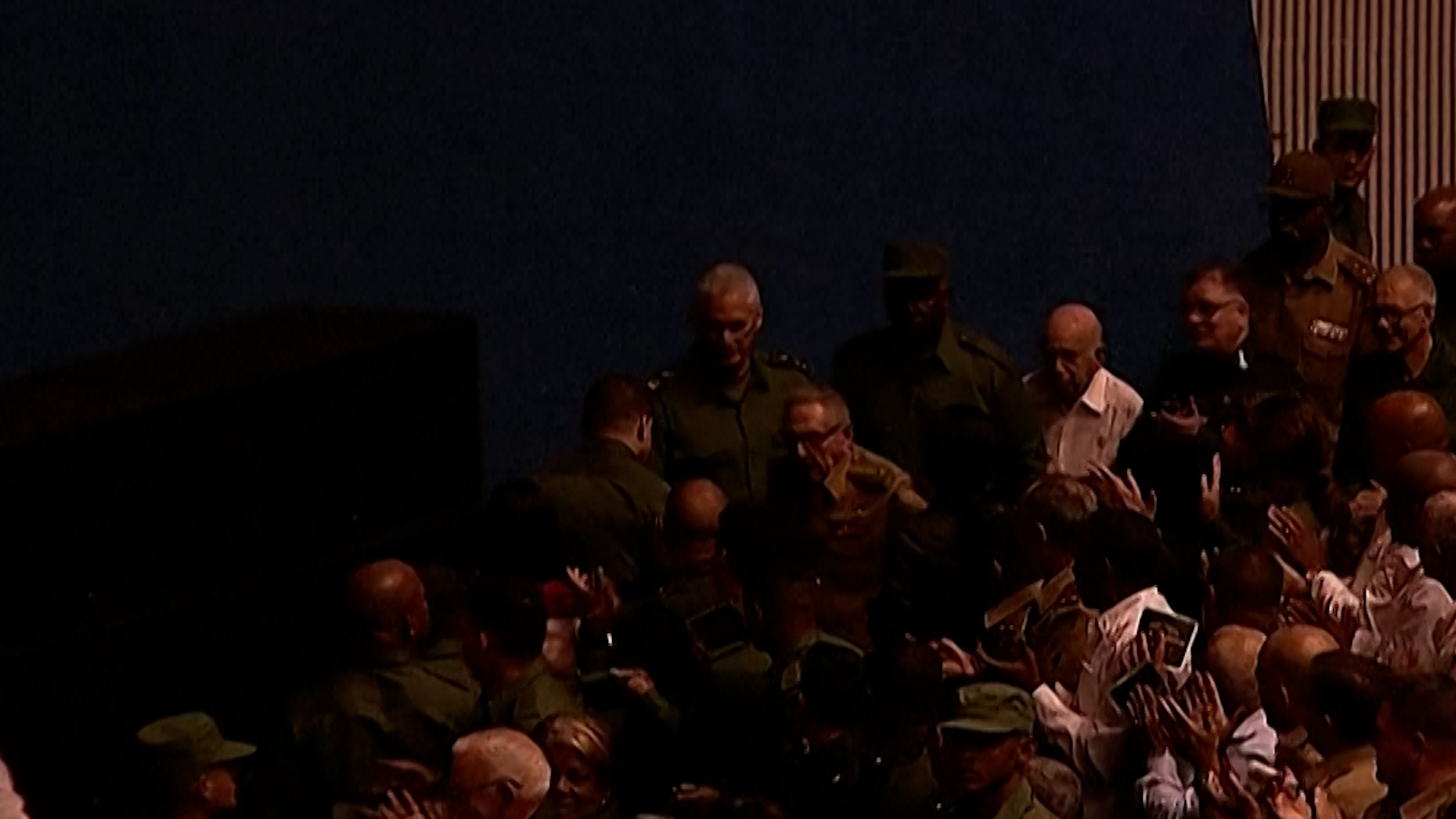 Raul Castro dari Kuba tampil di depan umum untuk pertama kalinya sejak dakwaan AS