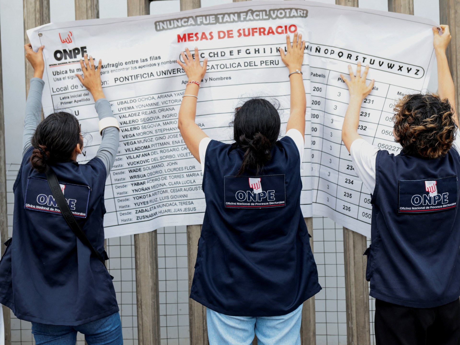 jajak-pendapat-di-peru-dibuka-pada-keiko-fujimori,-calon-presiden-roberto-sanchez