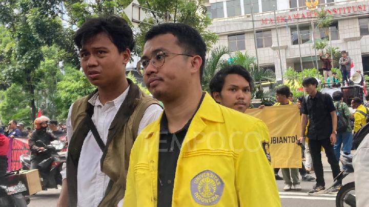 BEM UI Usung 5 Tuntutan di Demo Indonesia Menuju Bangkrut