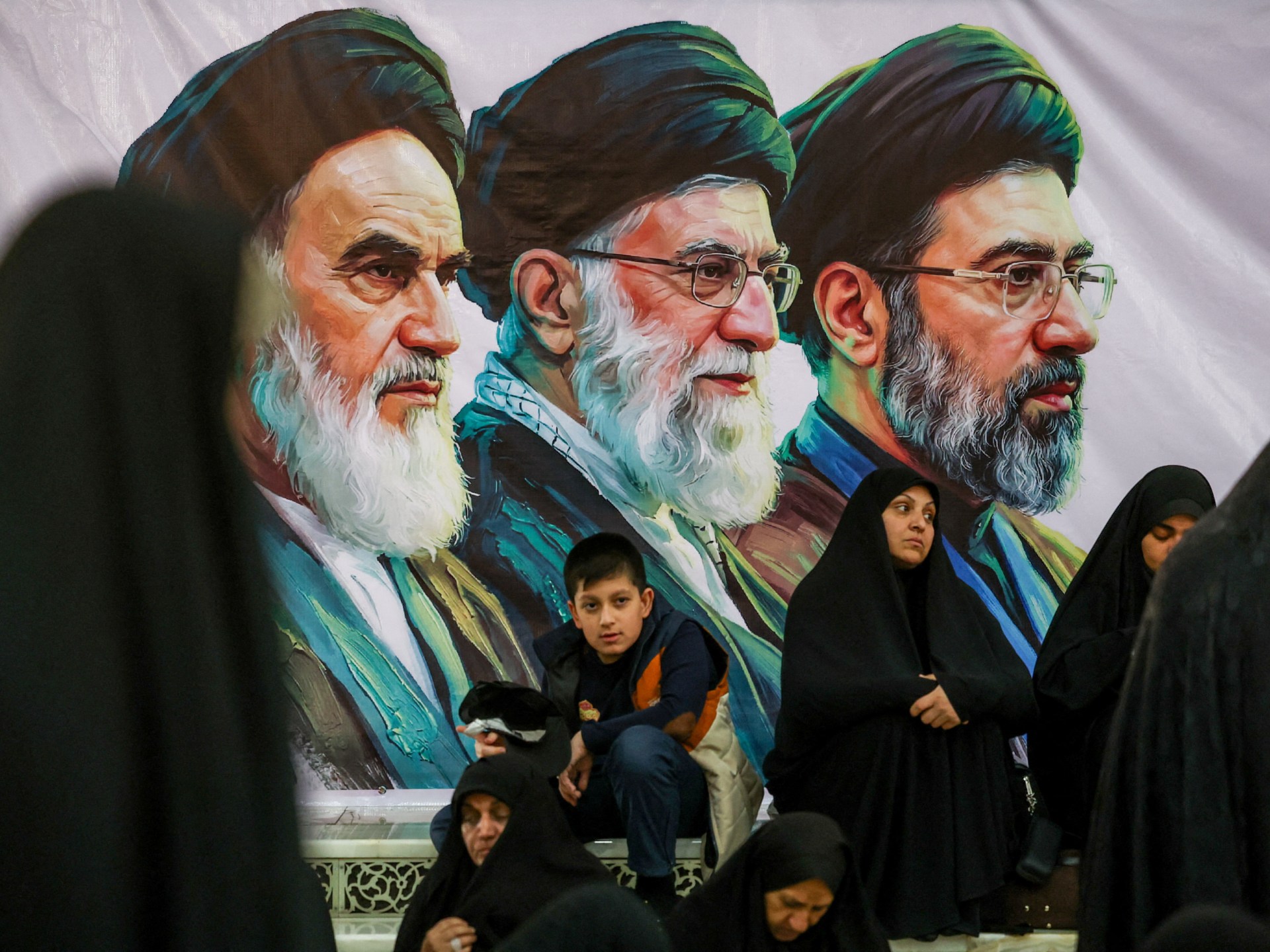 Iran mengumumkan pemakaman, tanggal pemakaman mendiang Pemimpin Tertinggi Khamenei