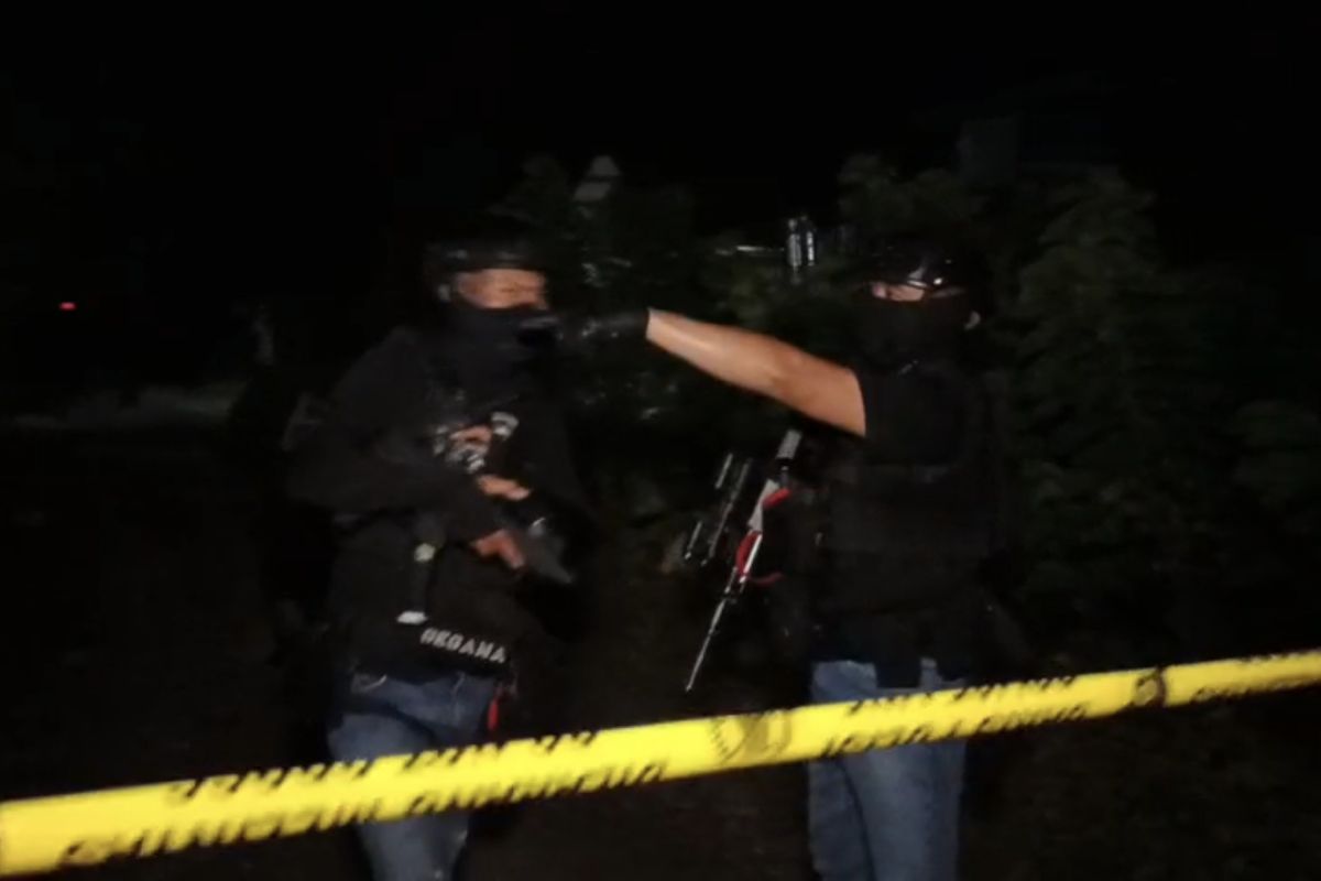 ‎‎Densus 88 tangkap tiga terduga teroris di Sulawesi Tengah