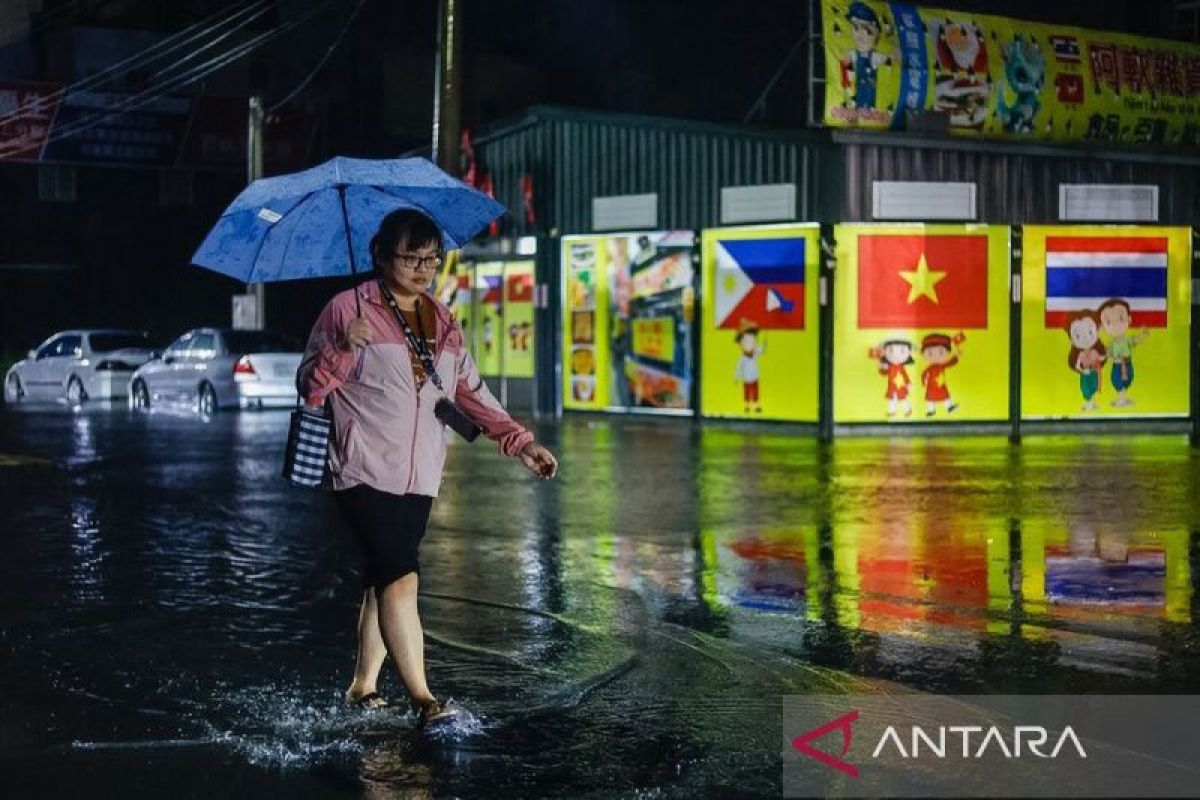 Topan Champi picu pemadaman listrik di 146.000 rumah di Taiwan