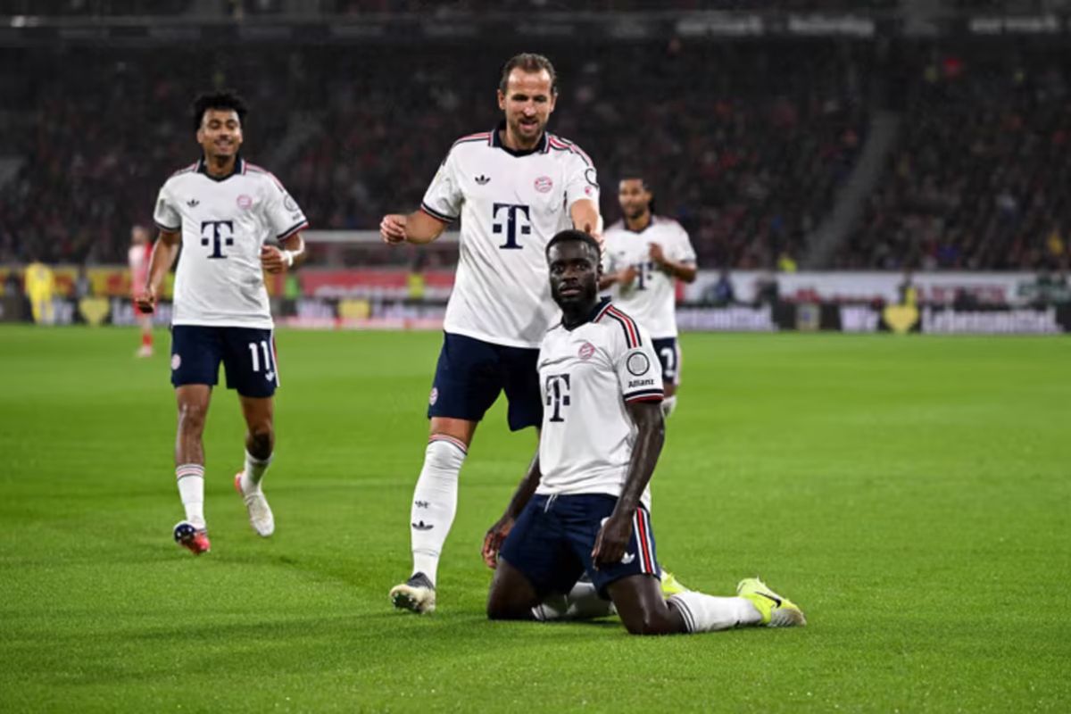 Bayern Muenchen rebut puncak klasemen setelah kalahkan Freiburg 3-1