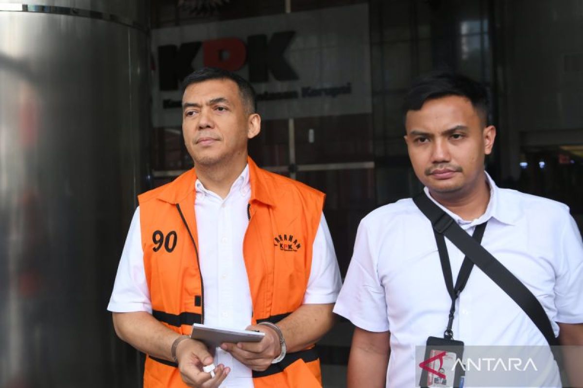 Silmy Karim jalani sidang perdana kasus pemerasan WNA hari ini